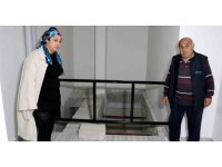 Tedavi için geldiği Adana’da asma kattan düşen kadın hayatını kaybetti