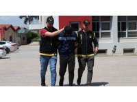 Apartmandan 13 adet su saati çalan şüpheli yakalandı, tutuklandı