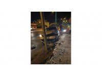 Hastane dönüşü kaza yapan polis, hayatını kaybetti