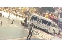 Kaldırımdan yola çıkan motosikletli, alkollü sürücüye çarptı