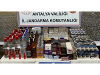 Antalya’da kaçak alkol ve sigara satılan markete jandarmadan baskın