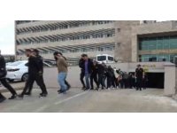 Antalya merkezli 6 ilde silahlı suç örgütüne eş zamanlı operasyon: 32 tutuklama