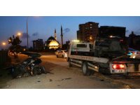 Direğe çarpan otomobil ikiye bölündü, sürücüsü hayatını kaybetti