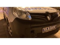 ’Dur’ ihtarına uymayan alkollü sürücü lastiği vurularak durduruldu: 1 polisi yaraladı