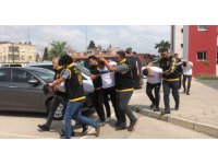 Kadın kılığında soygun girişimi: 4 kişi tutuklandı