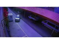 Afacanların araba sürme sevdası iş yerinin duvarında son buldu