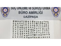 Motosiklet oturağında Roma dönemine ait 179 adet sikke ile yakalandı