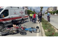 Genç kız, kazada yaralanan 9 yaşındaki çocuğun yanından bir an olsun ayrılmadı