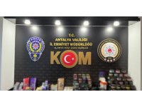 Antalya’da üç ilçede kaçakçılık operasyonu