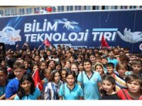 Kepez’in Bilim Teknoloji Tırı, öğrencilerle buluştu