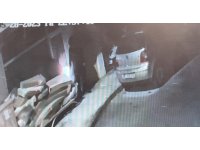 Benzin döküp yaktığı binada can pazarı yaşattı