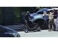 Hırsızdan “yok artık” dedirten davranış: Trafikte kavga eden adamın motosikletini çaldı
