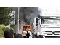 Adana’da seyir halindeki otobüste yangın çıktı