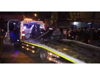 Yunus polisleri ile otomobil çarpıştı: 2 polis yaralandı