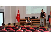 Polisten polise ’kadına karşı şiddetle mücadele’ semineri