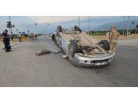 Kazada otomobil ters döndü: 1 ölü, 3 yaralı