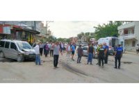 İki araç kafa kafaya çarpıştı: 4 yaralı