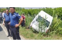 İşçi servisleri çarpıştı: 2 yaralı