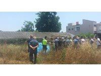 Viteste unuttuğu traktör hareket edince düşüp hayatını kaybetti