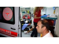 Ehliyetsiz sürücülerin kullandığı motosiklet çarpıştı: 3 yaralı