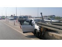 Antalya’da otomobil bariyere ok gibi saplandı: 1 ölü, 2 ağır yaralı