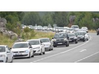 Tatil dönüşü Antalya-Konya karayolunda trafik yoğunluğu