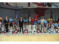 Antalya spor okulları törenle açıldı