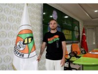 Orta saha oyuncusu Nicolas Janvier Alanyaspor’da
