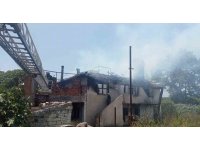 Kardeşlere miras kalan ev alev alev yandı