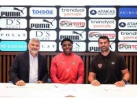 Hatayspor, Fisayo Dele Bashiru’yu kadrosuna kattı