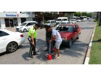 Otomobilin çarptığı yaya yaraladı