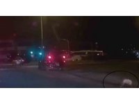 Çocuk aracın bagajından yolun ortasına düştü