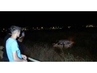 Bariyerlere çarpan araç taklalar atarak yaklaşık 100 metre sürüklendi: 2 yaralı