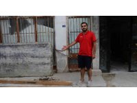 Kamerayı görünce vazgeçti, arkadaşı ikna edince tekrar anlaşıp motosikleti çaldılar