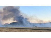 Burdur’da 300 dekarlık tarım arazisi ve saman balyaları küle döndü