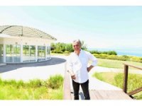 Falezlerde öğrenciler için ders çalışma merkezi