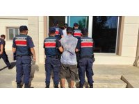 Antalya’da kesinleşmiş hapis cezasıyla aranan 2 firari yakalandı