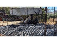 Geleceğim’ dediği masa ve sandalyeleri gözü önünde küle döndü.