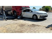 Tanker otomobile arkadan çarptı: 2 yaralı