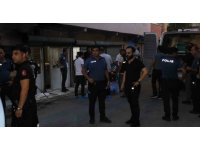 Yüksek sesle müzik kavgası faciayla bitti: Tartıştığı 2 kişiyi vurdu ardından intihar etti