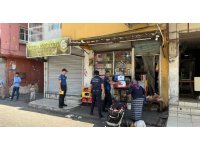 Seyhan zabıtasından tabela, ruhsat ve kaldırım işgali denetimi