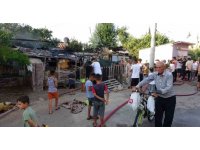 Antalya’da 2 müstakil ev yangında küle döndü