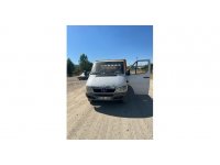 Kamyonetin kapısını açarak düşen 3 yaşındaki çocuk hayatını kaybetti