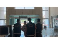 Hatay’da bir kişiyi darp edip gasp eden 2 şüpheli tutuklandı