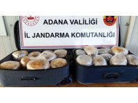 Adana’da bir araçta 20 kilo esrar ele geçirildi