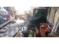 Apartman dairesinde çıkan yangında çocuk odası tamamen yandı