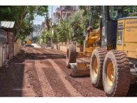 Kepez Gündoğdu’nun asfaltını yeniliyor