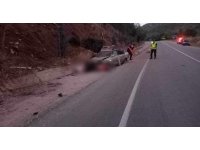 Burdur’da otomobil takla attı: 2 ölü, 3 yaralı