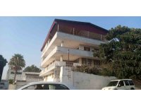 Kendini avukat olarak tanıtan kişiyi bıçakla öldürdü, ağaçlık alana kaçıp tabancayla intihar etti