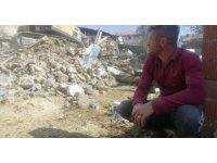 Isparta’da çıkan yangında bir ev küle döndü